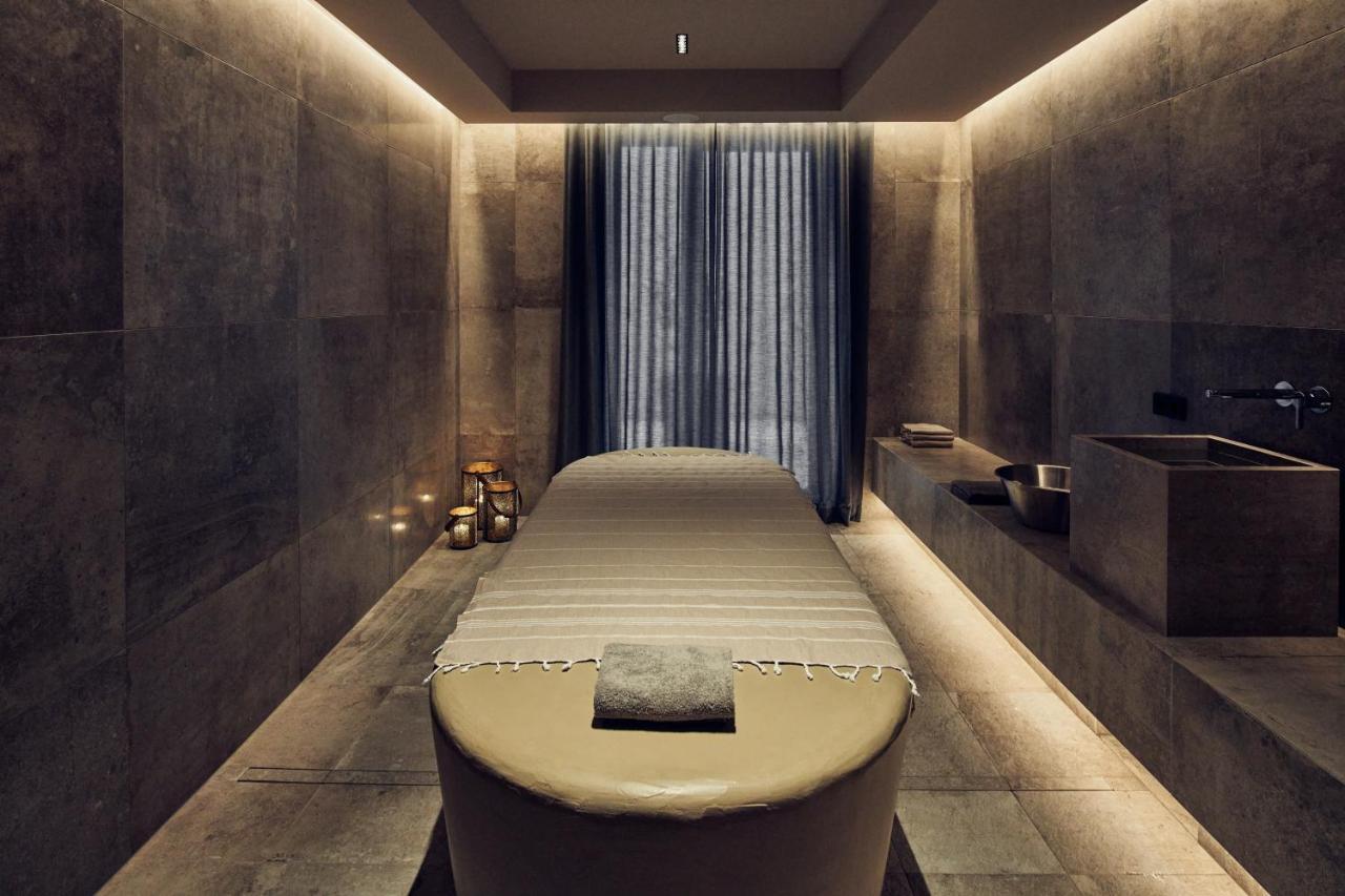 Falkensteiner Hotel Kronplatz - The Leading Hotels Of The World (Adults Only) 赖沙 外观 照片 Spa treatment room