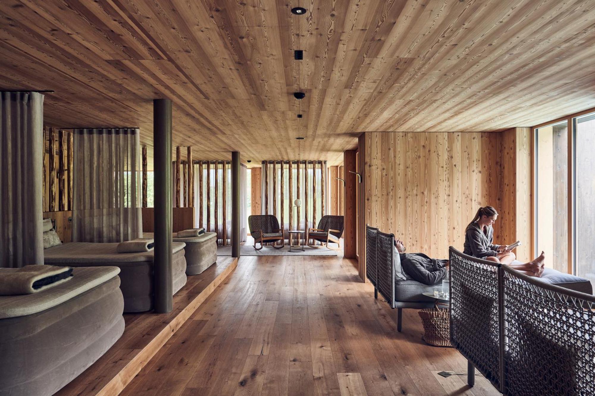 Falkensteiner Hotel Kronplatz - The Leading Hotels Of The World (Adults Only) 赖沙 外观 照片 Interior of the hotel